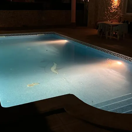 Apartment Aparts 8 T1 E T0 *