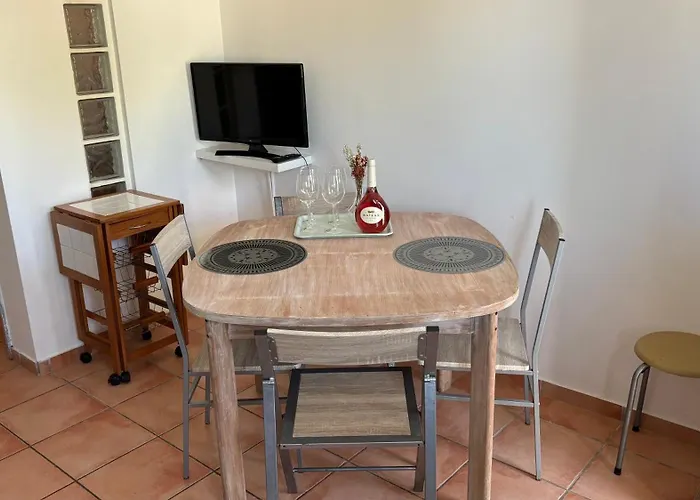 Διαμέρισμα Aparts 8 T1 E T0 *